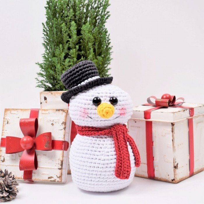 Snowman Amigurumi Free Pattern - Amigurumi